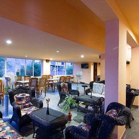 G Eleven Hotel Phnom Penh Dış mekan fotoğraf