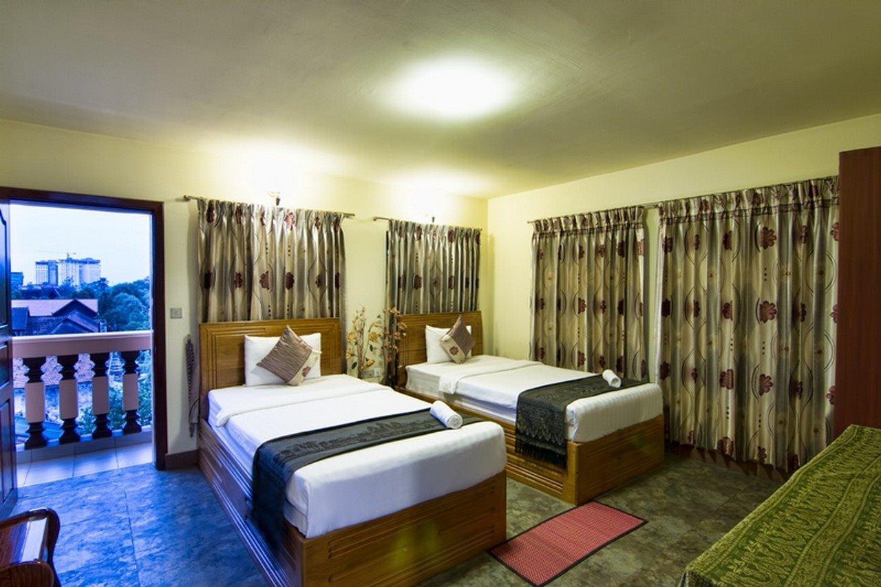 G Eleven Hotel Phnom Penh Dış mekan fotoğraf