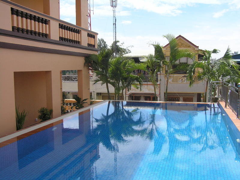 G Eleven Hotel Phnom Penh Dış mekan fotoğraf