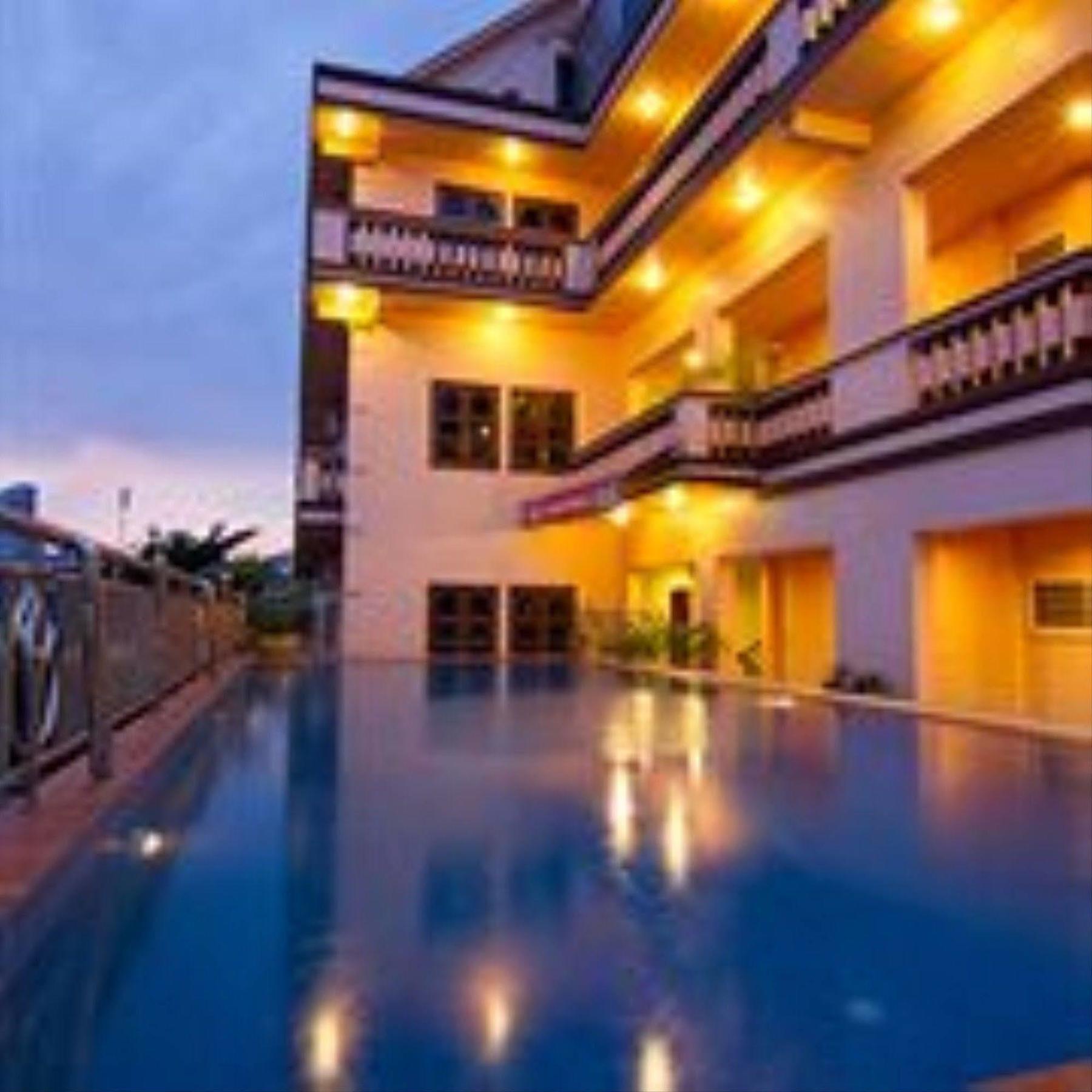 G Eleven Hotel Phnom Penh Dış mekan fotoğraf